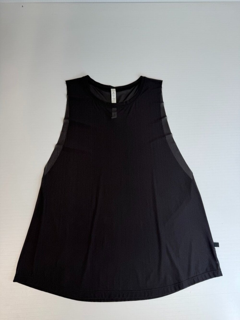 Lululemon Tank Women 8 Sleeveless Shirt Sheer Layer Top Train Yoga Gym Core Ex